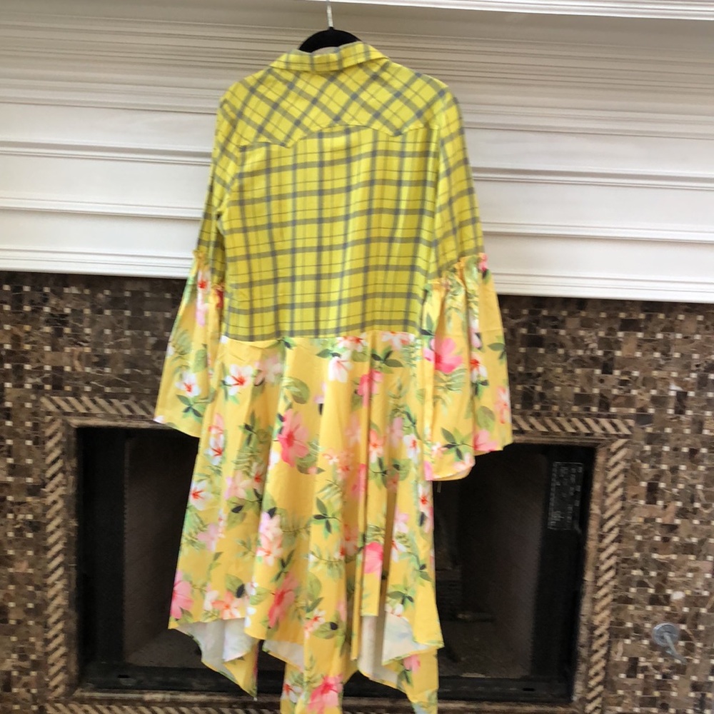 Dress - Picture 3 of 4